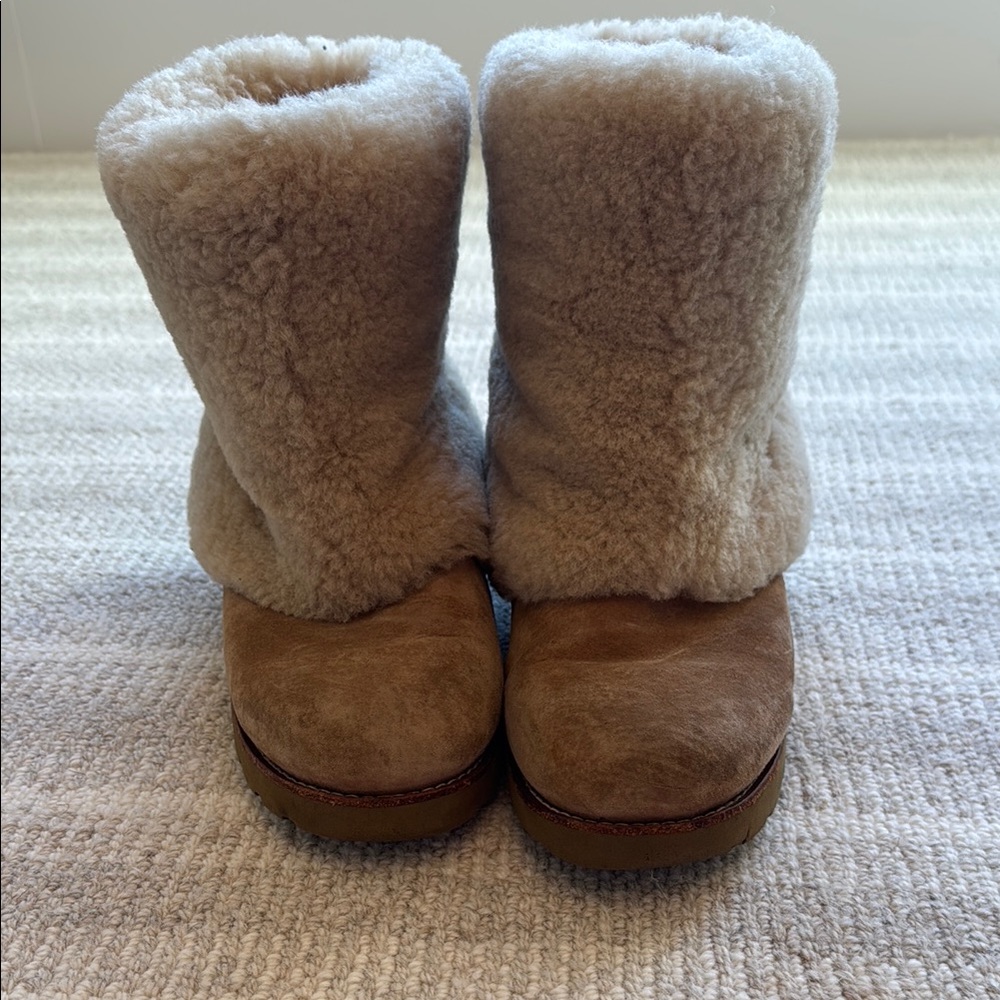 UGG Maylin Chestnut Winter Boots with Sheepskin Lining